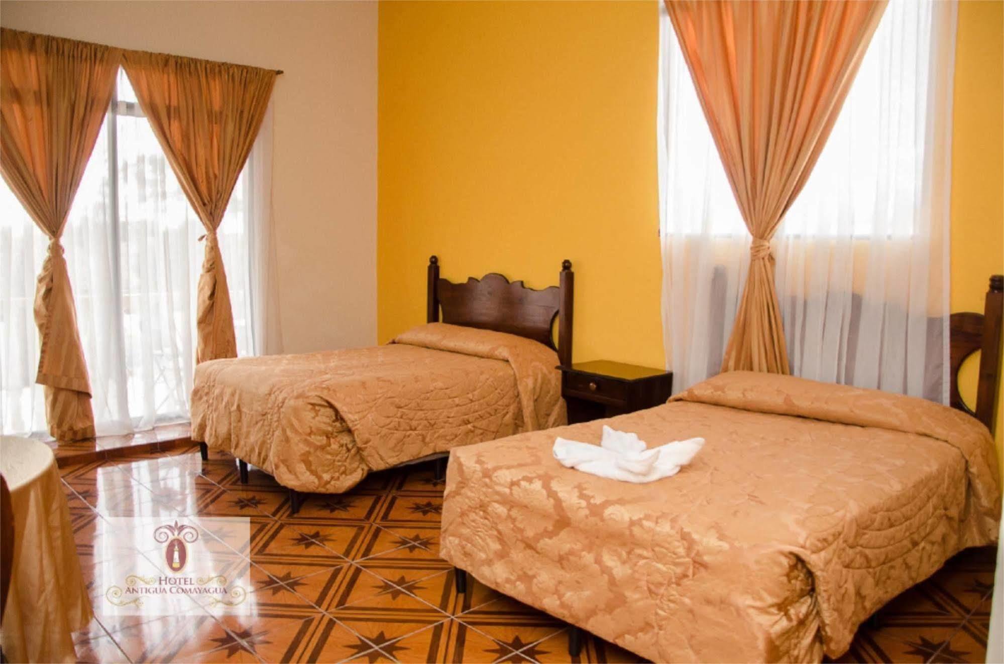 Hotel Antigua Comayagua Exterior photo